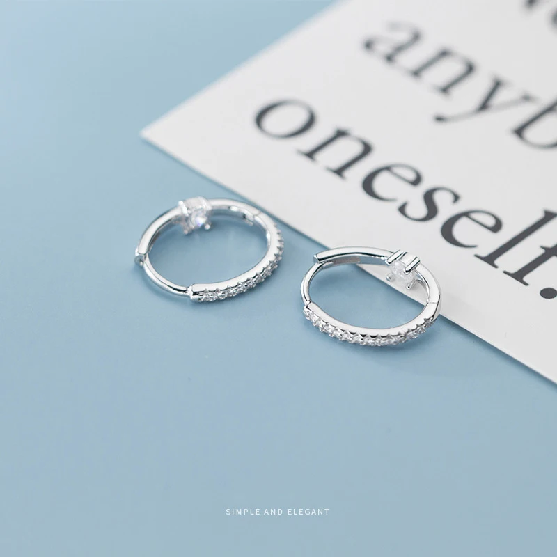 Modian Genuine 925 Sterling Silver Shining Clear CZ Hoop Earring for Women Fashion Wedding Engagement Statement Jewelry Bijoux
Modian Genuine 925 Sterling Silver Shining Clear CZ Hoop Earring for Women Fashion Wedding Engagement Statement Jewelry Bijoux