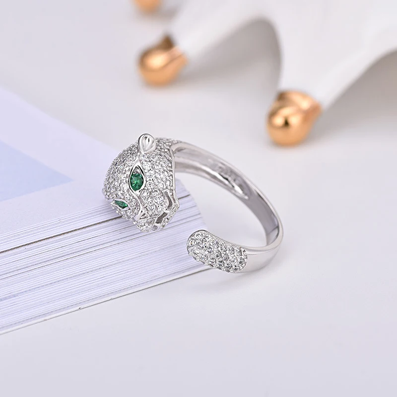 Personalized Bling Leopard Head Women Rings Pave Cubic Zirconia Brass Platinum Plating Opening Adjustable Ring Female Jewelry
Personalized Bling Leopard Head Women Rings Pave Cubic Zirconia Brass Platinum Plating Opening Adjustable Ring Female Jewelry
