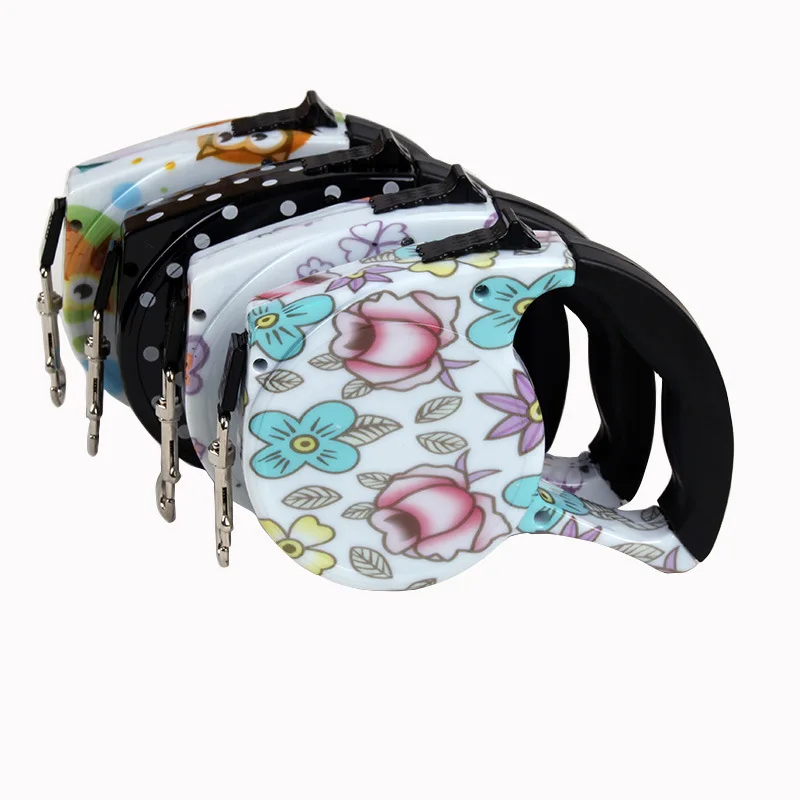 Color 5m telescopic dog belt, can extend the walking range of the dog, can carry free running pet dog, very suitable for walking
Color 5m telescopic dog belt, can extend the walking range of the dog, can carry free running pet dog, very suitable for walking