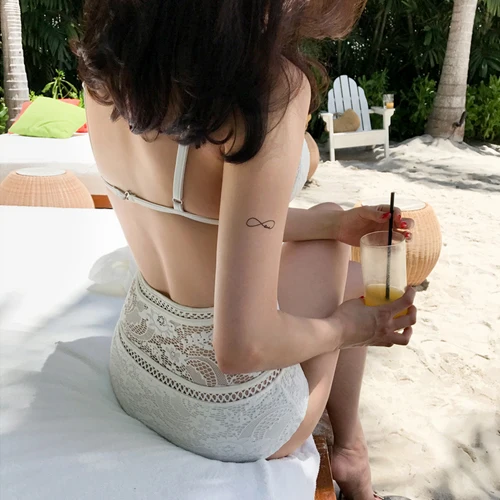 Exposed Back Honeymoon Swimsuit Lace Belly Covering Slimming Hot Spring One-Piece Swimming Suit Women's Conservative Swimsuit
Exposed Back Honeymoon Swimsuit Lace Belly Covering Slimming Hot Spring One-Piece Swimming Suit Women's Conservative Swimsuit