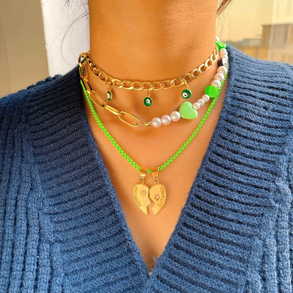 Multilayer Punk Broken Love Heart Pendant Alloy Choker Necklace For Women Heart Pearl Beaded Metal Asymmetric Necklace Jewelry
Multilayer Punk Broken Love Heart Pendant Alloy Choker Necklace For Women Heart Pearl Beaded Metal Asymmetric Necklace Jewelry