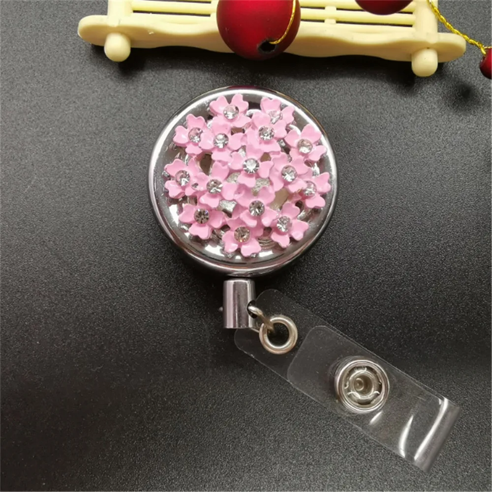 1PC Accessories Badge Reel Id Retractable Badge Holder Nurse Clip Holder Flower Retractable Id Badge Reel
1PC Accessories Badge Reel Id Retractable Badge Holder Nurse Clip Holder Flower Retractable Id Badge Reel