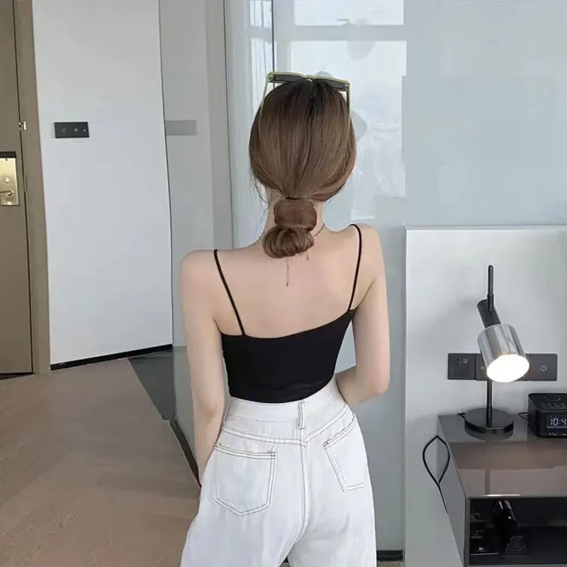 Sexy Tank Top Black Halter Crop Top Women Summer Letter Backless Camisole Fashion Casual Tube Top Female Sleeveless Cropped Vest
Sexy Tank Top Black Halter Crop Top Women Summer Letter Backless Camisole Fashion Casual Tube Top Female Sleeveless Cropped Vest