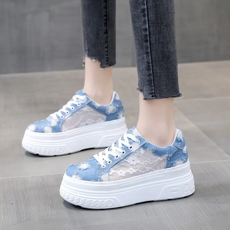 Patchwork Lace Mesh Platform Sneakers for Women 2021 Summer Casual Canvas Chunky Shoes Woman Lace Up Vulcanized Shoes
Patchwork Lace Mesh Platform Sneakers for Women 2021 Summer Casual Canvas Chunky Shoes Woman Lace Up Vulcanized Shoes