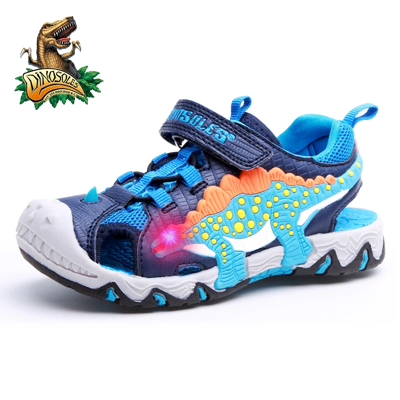 DINOSKULLS/детские сандалии; Коллекция 2022 года; Сезон лето; Детская пляжная обувь с подсветкой в виде динозавра для мальчиков; Модные дышащие кож...
DINOSKULLS/детские сандалии; Коллекция 2022 года; Сезон лето; Детская пляжная обувь с подсветкой в виде динозавра для мальчиков; Модные дышащие кож...