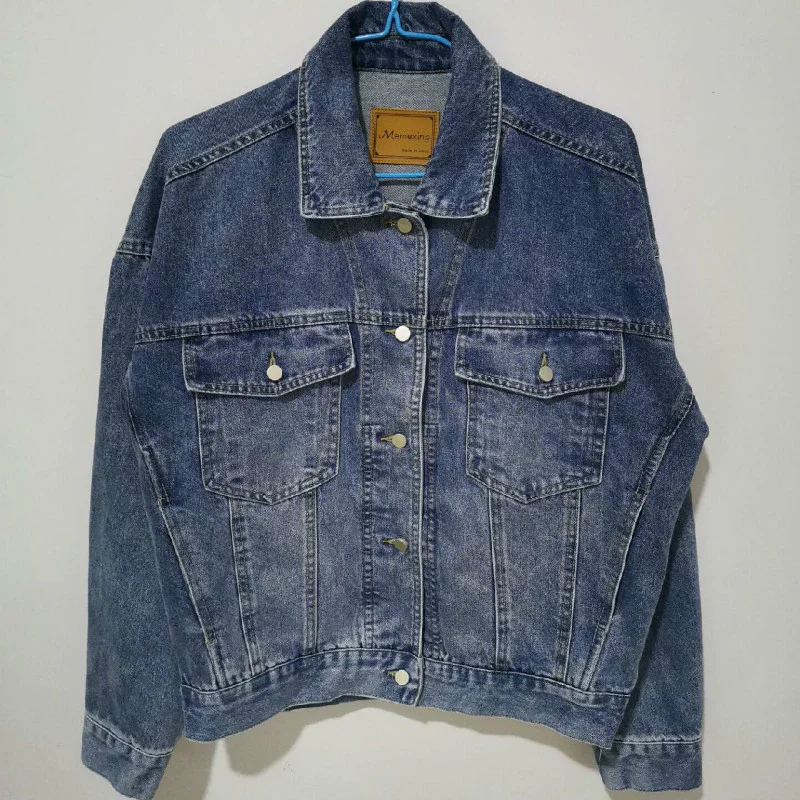 Vintage Women Jacket 2022 Autumn Winter Oversize Denim Jackets Washed Blue Jeans Coat Turn-down Collar Outwear Bomber Jacket
Vintage Women Jacket 2022 Autumn Winter Oversize Denim Jackets Washed Blue Jeans Coat Turn-down Collar Outwear Bomber Jacket
