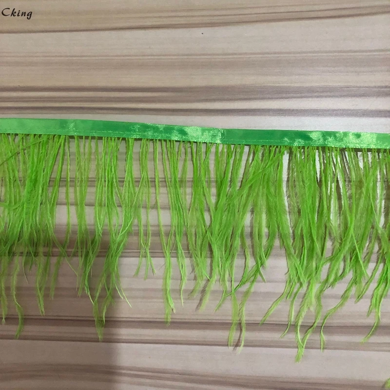 Wholesale 10Meters Apple Green Dyed Natural Ostrich Feathers Trim 10-15CM 4-6" Real Feather Lace DIY Wedding Christmas Decorates
Wholesale 10Meters Apple Green Dyed Natural Ostrich Feathers Trim 10-15CM 4-6" Real Feather Lace DIY Wedding Christmas Decorates