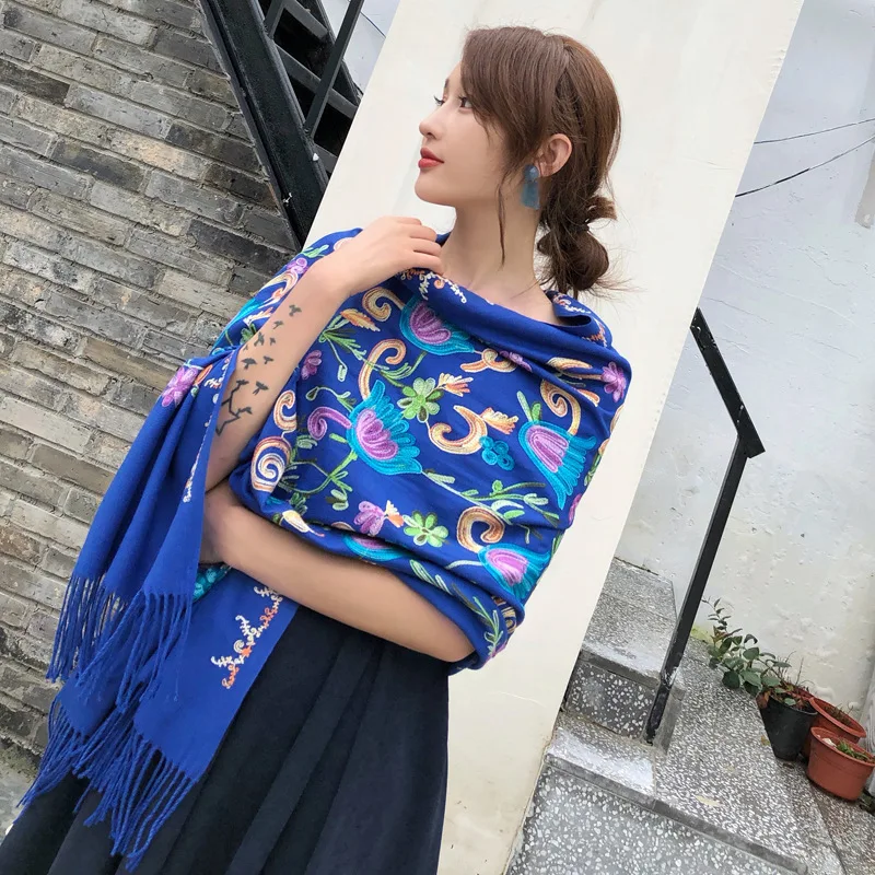 Oversize Women Embroider Flower Pashmina Cashmere Scarf Winter Thick&Warm Fine Tassels Scarf Long Shawl Travel Shawl Scarves
Oversize Women Embroider Flower Pashmina Cashmere Scarf Winter Thick&Warm Fine Tassels Scarf Long Shawl Travel Shawl Scarves
