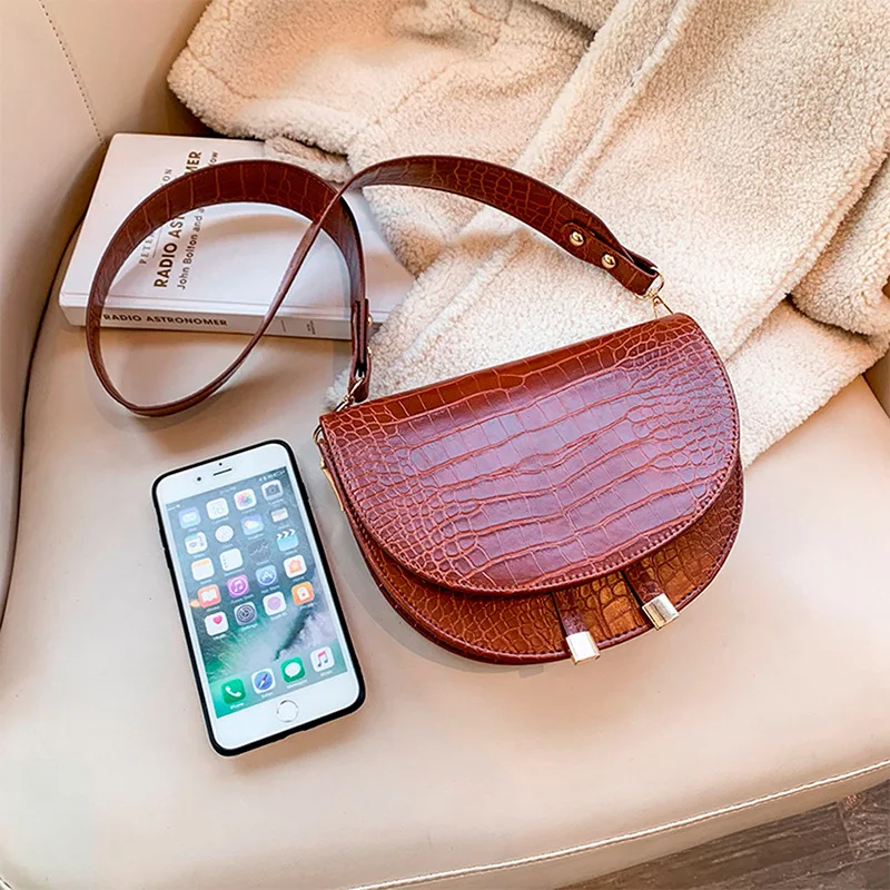 Luxe Mode Vrouwen Crossbody Tas Krokodil Halve Cirkel Zadeltassen Soft Leder Schoudertassen Voor Dames Handtassen Designer
Luxe Mode Vrouwen Crossbody Tas Krokodil Halve Cirkel Zadeltassen Soft Leder Schoudertassen Voor Dames Handtassen Designer