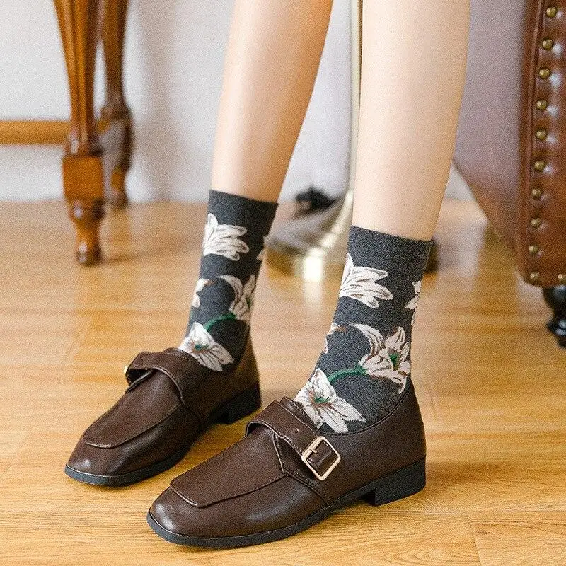 Korean Vintage Women's Socks Floral Print Japanese Cute Sock Soft Comfortable Cotton Fashion Girls Sock Gift
Korean Vintage Women's Socks Floral Print Japanese Cute Sock Soft Comfortable Cotton Fashion Girls Sock Gift