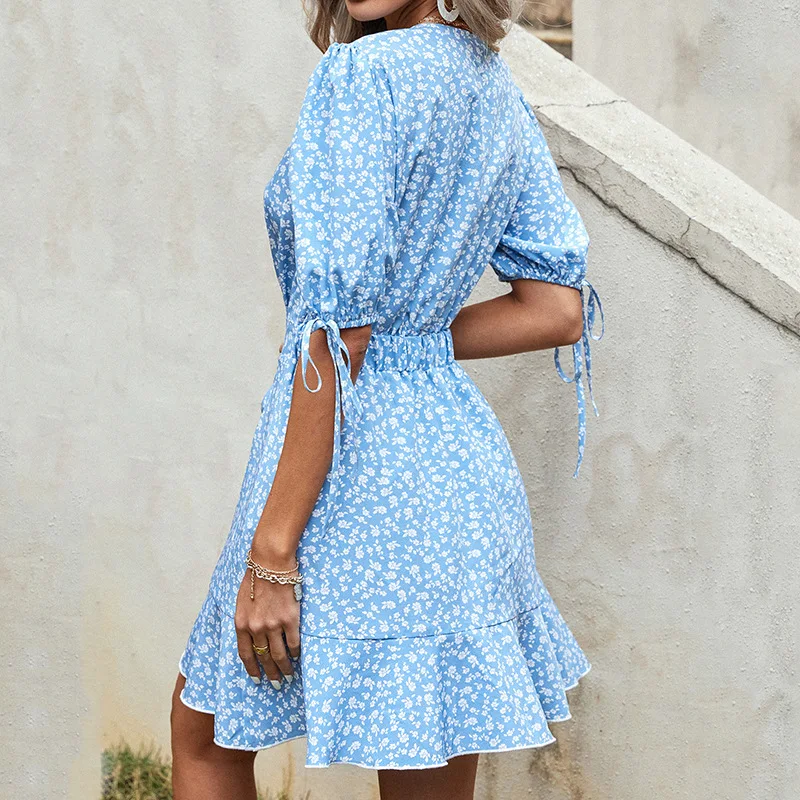 Summer Print Short Dress For Women 2021 New Sweet Bow V Neck Short Sleeve Ladies Slim Button Print Mini Dress Female Sexy
Summer Print Short Dress For Women 2021 New Sweet Bow V Neck Short Sleeve Ladies Slim Button Print Mini Dress Female Sexy