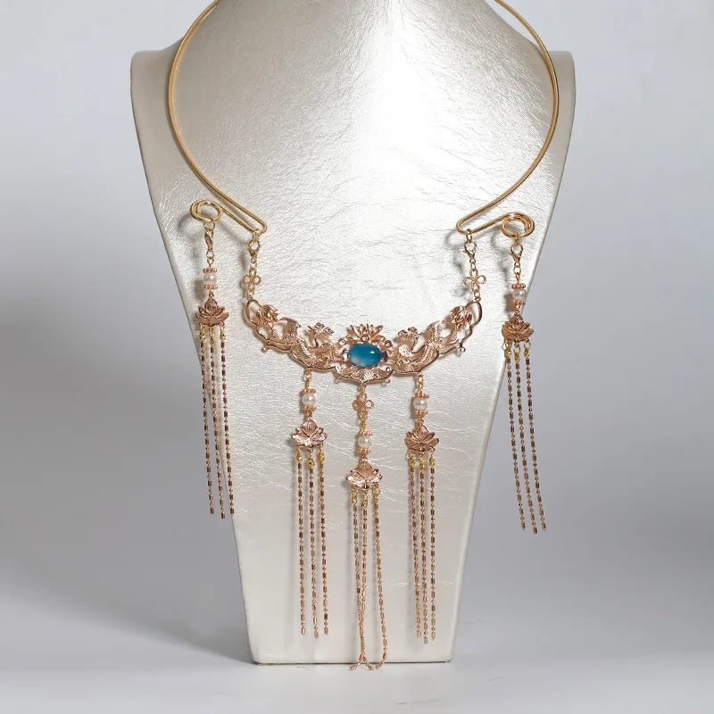 New Ming Dynasty Hanfu Yingluo Collar Accessories Ancient Chinese Elements White Blue Necklace Tassel Pendant Jewelry
New Ming Dynasty Hanfu Yingluo Collar Accessories Ancient Chinese Elements White Blue Necklace Tassel Pendant Jewelry