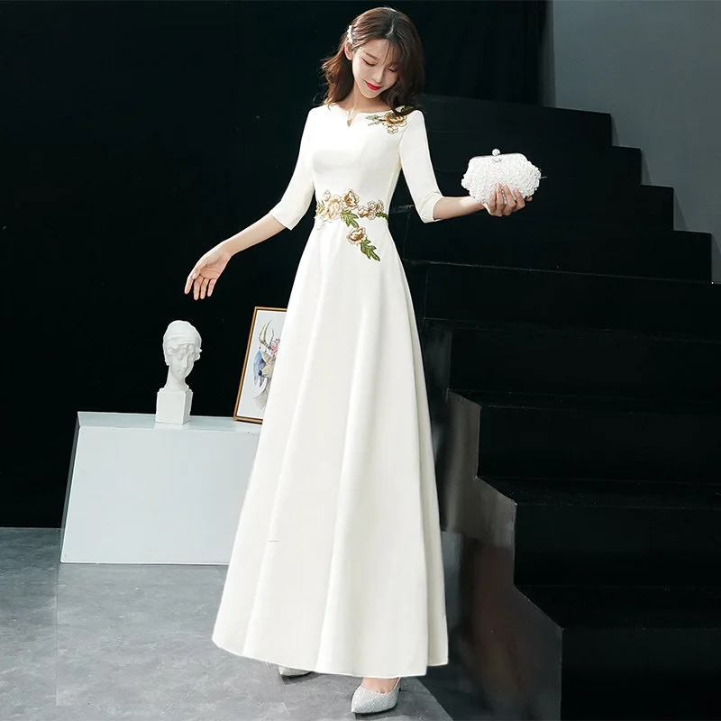 Elegant Women Bridesmaids Evening Dresses Sexy Small V-Neck Satin Cheongsam Skirt Long Pleated Dress Wedding Party Gown Vestidos
Elegant Women Bridesmaids Evening Dresses Sexy Small V-Neck Satin Cheongsam Skirt Long Pleated Dress Wedding Party Gown Vestidos