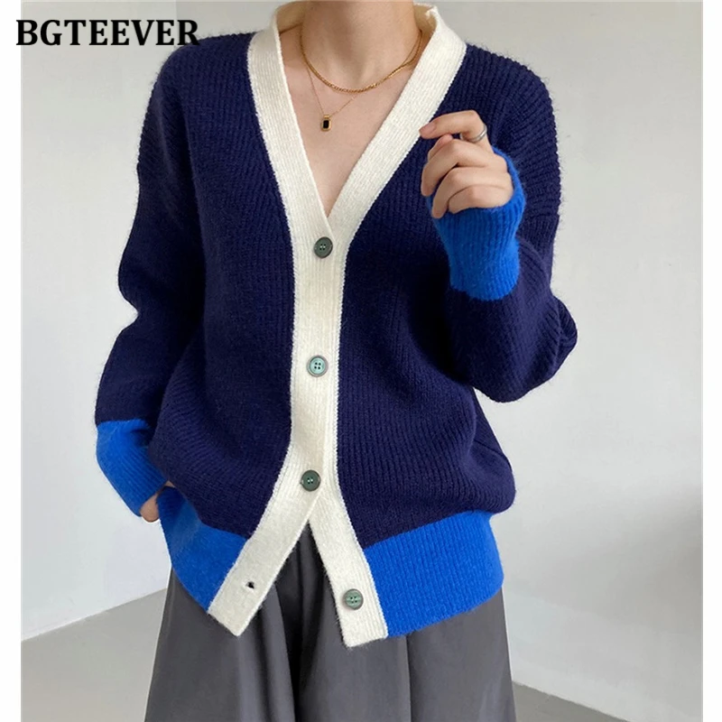 BGTEEVER Casual Patchwork V-neck Women Sweaters Cardigans 2021 Autumn Winter Full Sleeve Loose Single-breasted Female Knitwear
BGTEEVER Casual Patchwork V-neck Women Sweaters Cardigans 2021 Autumn Winter Full Sleeve Loose Single-breasted Female Knitwear
