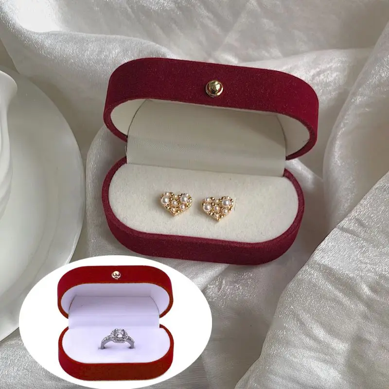 Luxurious Velvet Oval Shape Red Ring Wedding Jewelry Box for Engagement Proposal
Luxurious Velvet Oval Shape Red Ring Wedding Jewelry Box for Engagement Proposal