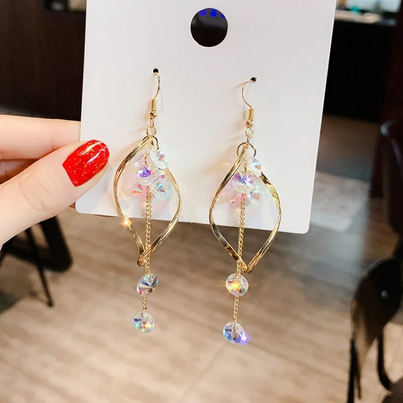 

LATS Womens Earrings Korean Long Crystal Dangle Earrings Shiny Tassel Earrings for Women 2020 Fashion Jewelry Kolczyki Earings