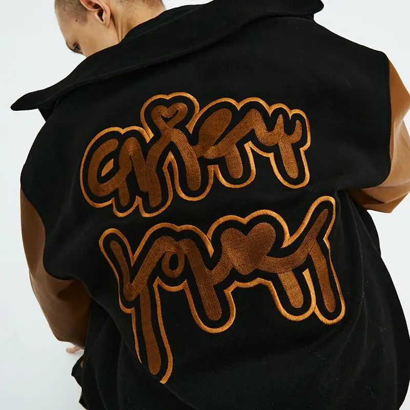 2021 new spring and autumn puzzle embroidery loose jacket men and women stitching oversized baseball uniform fashion casual coat
2021 new spring and autumn puzzle embroidery loose jacket men and women stitching oversized baseball uniform fashion casual coat