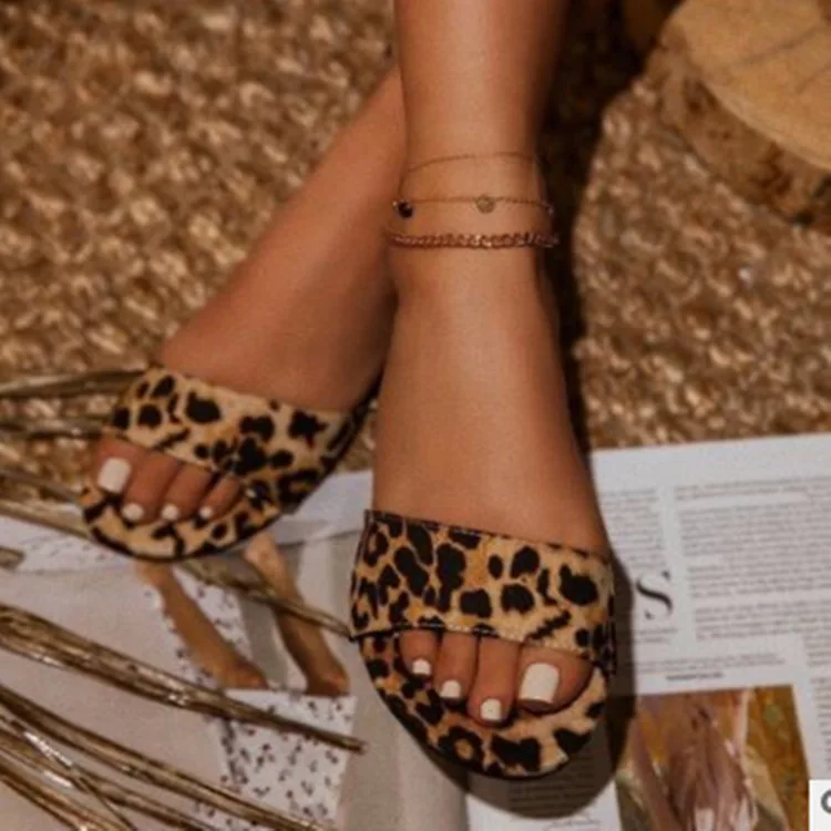 2021 Women Sexy Beach Leopard Slippers Outdoor Ladies Slingback Flat Sandals Leisure Non-Slip Simple Ladies Sandalias Mujer
2021 Women Sexy Beach Leopard Slippers Outdoor Ladies Slingback Flat Sandals Leisure Non-Slip Simple Ladies Sandalias Mujer