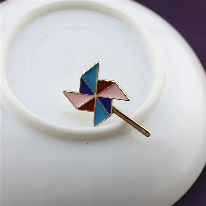 New Japanese and Korean style girl heart color windmill fashion cute small Exquisite brooch | Украшения и аксессуары