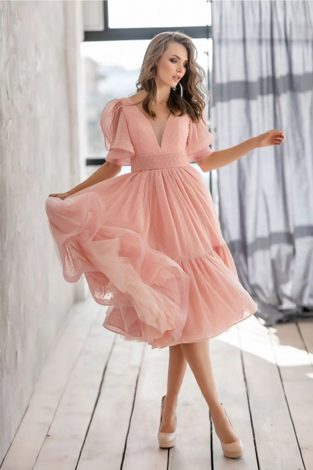 Rocwickline New Summer and Autumn Women's Dress Sexy & Club Solid V-Neck Puff Sleeve Lace A-Line Elegant easy matching dress
Rocwickline New Summer and Autumn Women's Dress Sexy & Club Solid V-Neck Puff Sleeve Lace A-Line Elegant easy matching dress