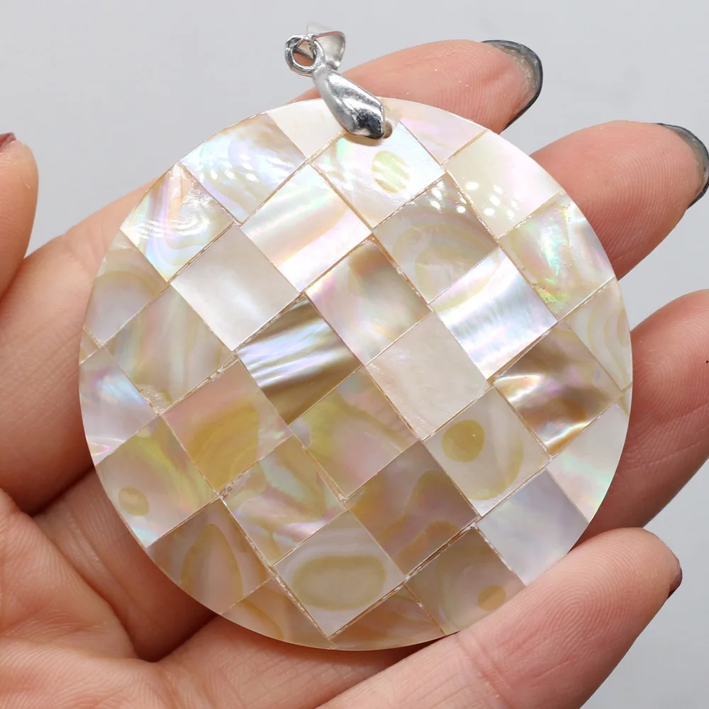 Natural White Mother of Pearl Shell Pendants Charm Round Necklace Pendant Women Jewelry Gift Making Supplies 50x50mm
Natural White Mother of Pearl Shell Pendants Charm Round Necklace Pendant Women Jewelry Gift Making Supplies 50x50mm
