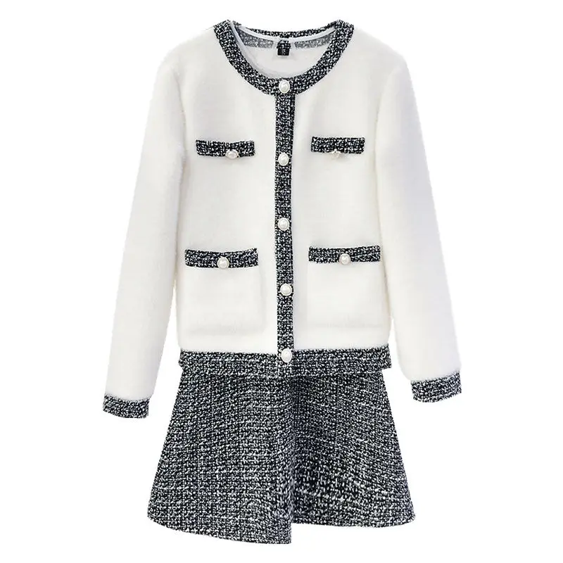 Fashion Outfit Skirt 2020 New Autumn and Winter Clothes Piece Female Temperament Western Style Splicing Coat Commuter
Fashion Outfit Skirt 2020 New Autumn and Winter Clothes Piece Female Temperament Western Style Splicing Coat Commuter