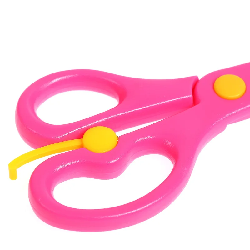 1pcs Kindergarten Baby Handmade Cute Color Safety Plastic Scissors Learning Education Toys for Children Montessori Aids
1pcs Kindergarten Baby Handmade Cute Color Safety Plastic Scissors Learning Education Toys for Children Montessori Aids