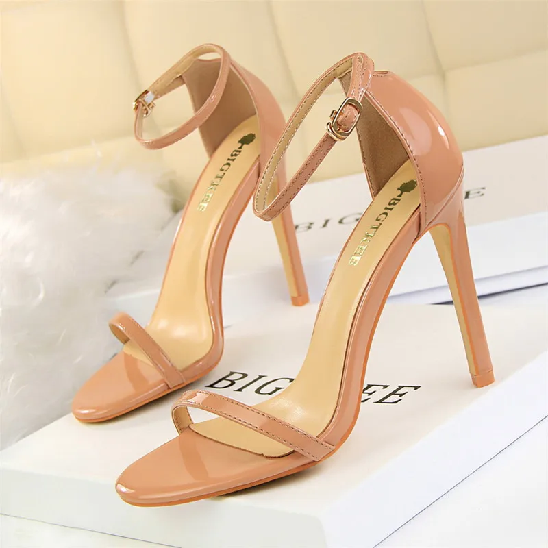 MEGCIA Summer Shoes For Women High-Heeled Sandals Patent Leather Stiletto Sandals Shoes Heel 11CM Ladies Shoes Sexy Party S02M
MEGCIA Summer Shoes For Women High-Heeled Sandals Patent Leather Stiletto Sandals Shoes Heel 11CM Ladies Shoes Sexy Party S02M