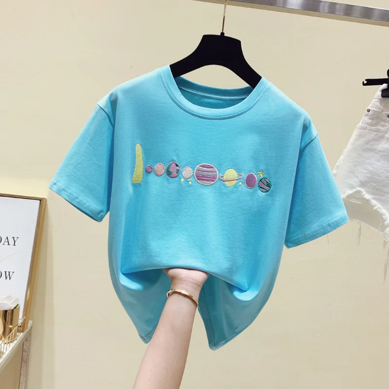 2021 new Europe Style Short Sleeves planet embroidery T Shirt Hot Sales Female Tshirt Loose Women Fashion Graphic T-Shirt tops
2021 new Europe Style Short Sleeves planet embroidery T Shirt Hot Sales Female Tshirt Loose Women Fashion Graphic T-Shirt tops
