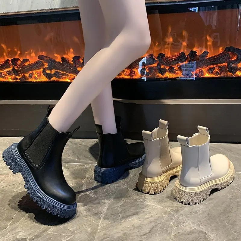 Spring and autumn boots ladies white boots gothic shoes ankle boots women winter thick-soled black boots fashion snow boots
Spring and autumn boots ladies white boots gothic shoes ankle boots women winter thick-soled black boots fashion snow boots
