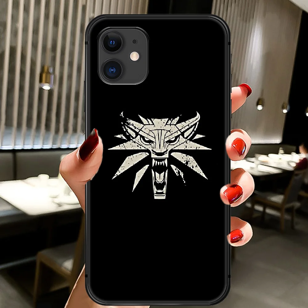 Witchers Game Phone Case Cover Hull For IPhone 5 5s se 2 6 6s 7 8 12 Mini Plus X XS XR 11 PRO MAX black Etui Luxury Back Tpu
Witchers Game Phone Case Cover Hull For IPhone 5 5s se 2 6 6s 7 8 12 Mini Plus X XS XR 11 PRO MAX black Etui Luxury Back Tpu