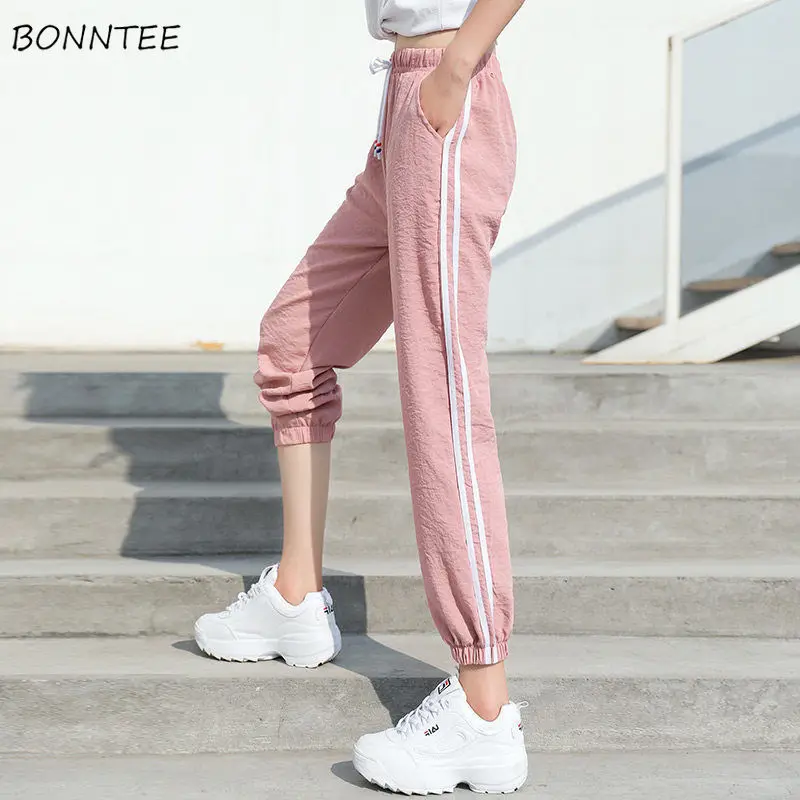 Casual Pants Women Ulzzang Summer Fashion Students Harajuku All-match Girls Harem Pant Drawstring Striped Pink Couple Trousers
Casual Pants Women Ulzzang Summer Fashion Students Harajuku All-match Girls Harem Pant Drawstring Striped Pink Couple Trousers