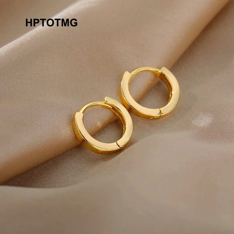 Stainless Steel Earrings 2022 Trend Simple Ear Buckle Punk Unisex Rock Small Hoop Earrings for Women Goth Piercing Jewelry
Stainless Steel Earrings 2022 Trend Simple Ear Buckle Punk Unisex Rock Small Hoop Earrings for Women Goth Piercing Jewelry