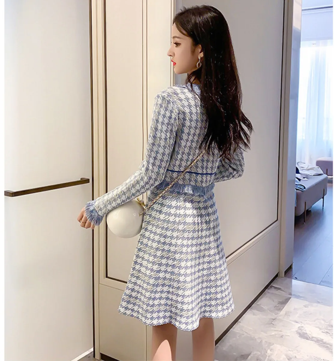 Autumn Korean Style High Waist Slim A Line Long Sleeve V-neck Cocktail Dress Blue Apricot Short Party Dress Robe De Cocktail 
Autumn Korean Style High Waist Slim A Line Long Sleeve V-neck Cocktail Dress Blue Apricot Short Party Dress Robe De Cocktail