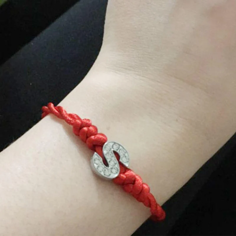 Rhinestone Letters Charm Fashion Bracelet with Red Rope Chain Lucky Bracelet Jewelry for Men Women Gifts
Rhinestone Letters Charm Fashion Bracelet with Red Rope Chain Lucky Bracelet Jewelry for Men Women Gifts