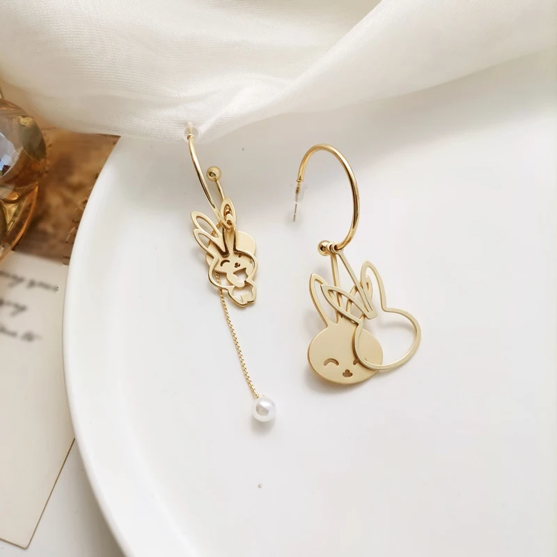 S925 needle Modern Jewelry Rabbit Earrings Cute Design Golden Plating Asymmetric Drop Earrings For Girl Fine Accessories
S925 needle Modern Jewelry Rabbit Earrings Cute Design Golden Plating Asymmetric Drop Earrings For Girl Fine Accessories