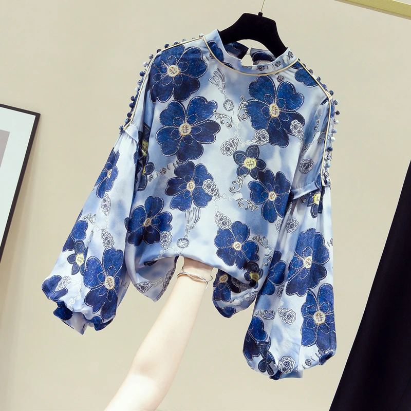 2022 Autumn Stitching Fashion All-match Chiffon Ladies Top Floral Lantern Sleeve Elegant Blue Hedging Printing Blouse for Women
2022 Autumn Stitching Fashion All-match Chiffon Ladies Top Floral Lantern Sleeve Elegant Blue Hedging Printing Blouse for Women