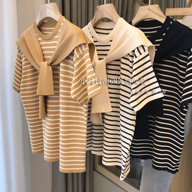 2021 Summer Woman Korean Striped T Shirts Shawl Loose Short Sleeve Crewneck Fashion Casual T-shirts Fake Two-piece Navy style
2021 Summer Woman Korean Striped T Shirts Shawl Loose Short Sleeve Crewneck Fashion Casual T-shirts Fake Two-piece Navy style