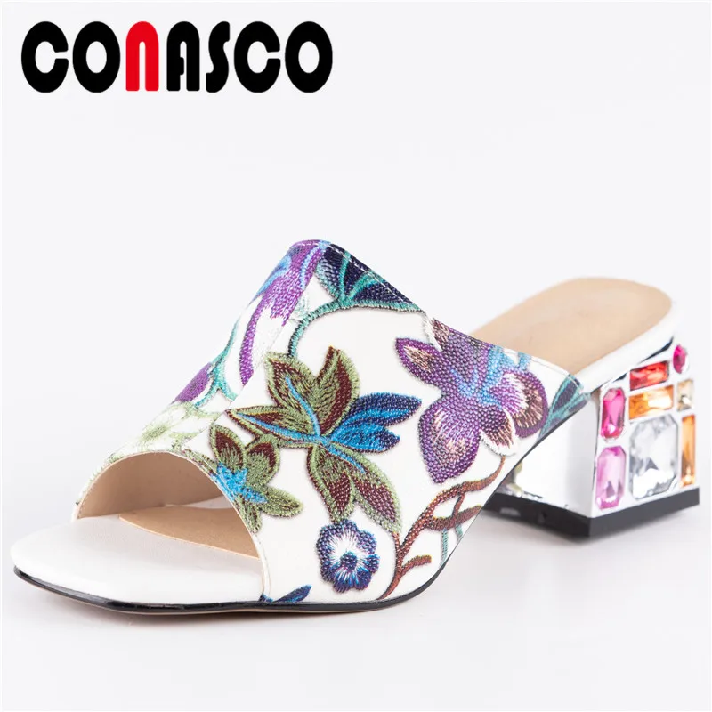 CONASCO Classic Women Sandals Fashion New Crystal Thick Heels Women Pumps Embroider Casual Peep Toe Wedding Party Shoes Woman
CONASCO Classic Women Sandals Fashion New Crystal Thick Heels Women Pumps Embroider Casual Peep Toe Wedding Party Shoes Woman