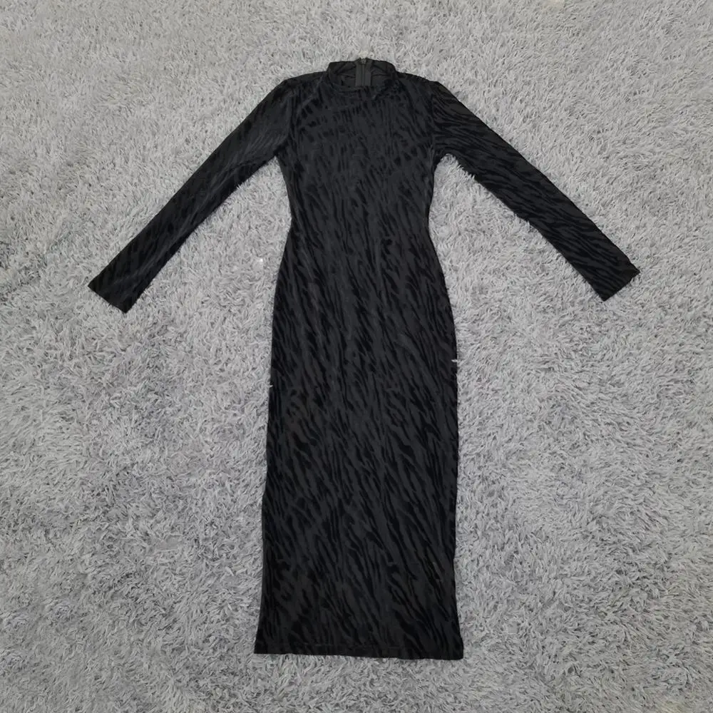 Women Sexy Designer Transparent Long Sleeve Black Party Dress Winter 2020 Ladies Midi Celebrity Bodycon Party Dress Vestido
Women Sexy Designer Transparent Long Sleeve Black Party Dress Winter 2020 Ladies Midi Celebrity Bodycon Party Dress Vestido