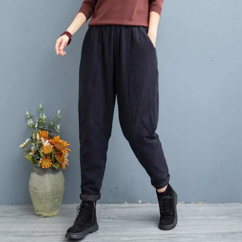 SOUL OF TIGER Chinese Luxury Brand 2020 Winter Womens Casual Trousers Ladies Loose Elastic Warm Pants Padded Vintage Pantalons 
SOUL OF TIGER Chinese Luxury Brand 2020 Winter Womens Casual Trousers Ladies Loose Elastic Warm Pants Padded Vintage Pantalons