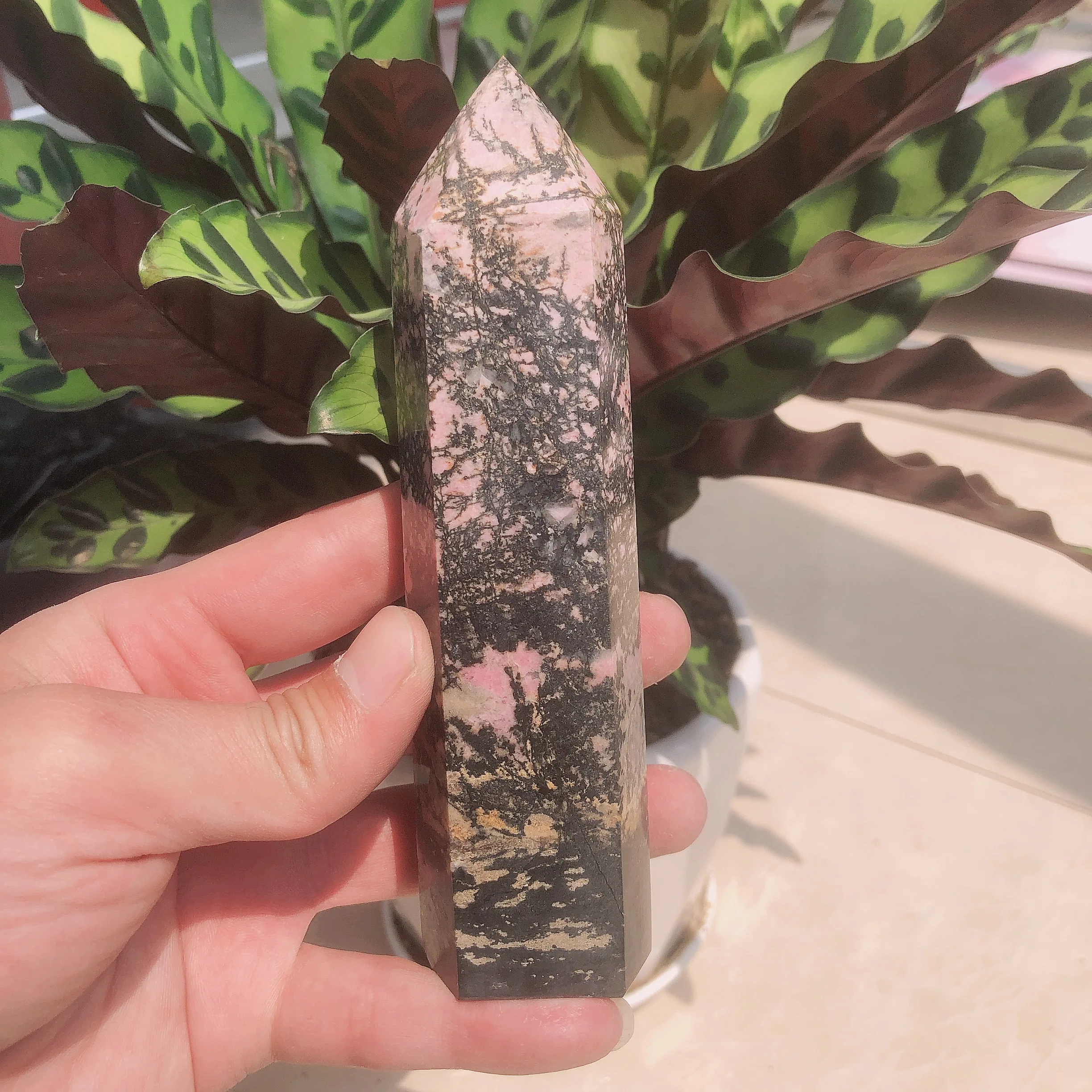 300-950g natural rhodonite ponto de cristal cura pedra polido energia reiki torre quartzo ornamentos decorao para casa
300-950g natural rhodonite ponto de cristal cura pedra polido energia reiki torre quartzo ornamentos decorao para casa