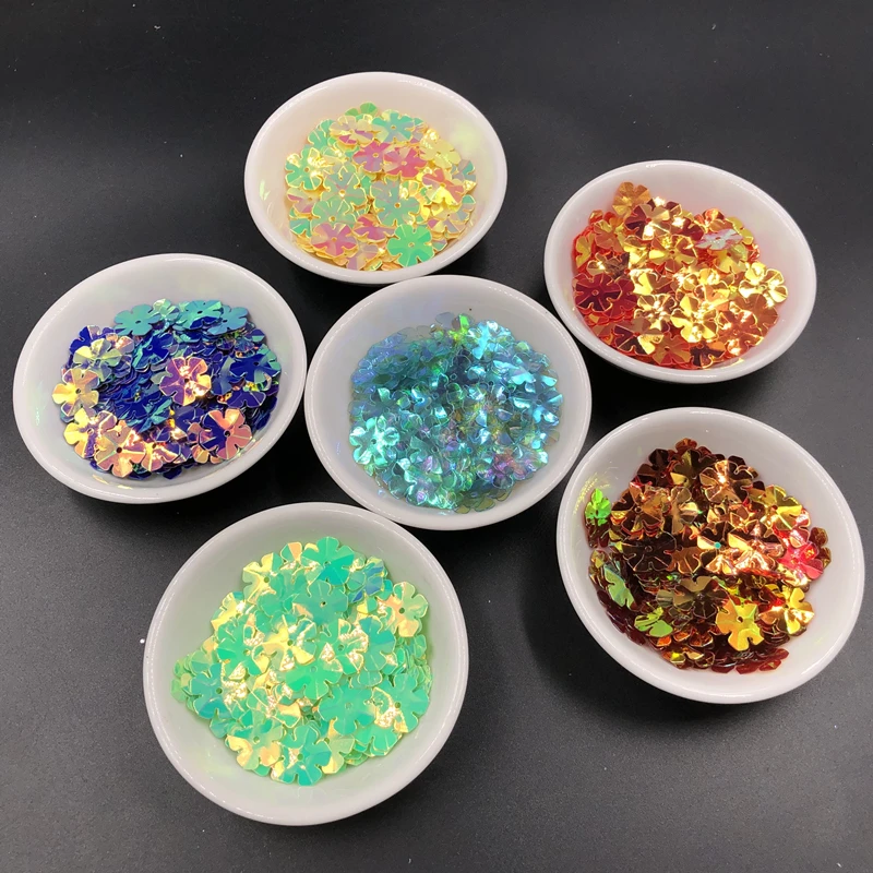 100Pcs/Pack Flower Sequins 14mm Five Petals PVC Paillettes Decoration Sewing DIY Wedding Craft Clothing Lentejuelas Accessories
100Pcs/Pack Flower Sequins 14mm Five Petals PVC Paillettes Decoration Sewing DIY Wedding Craft Clothing Lentejuelas Accessories