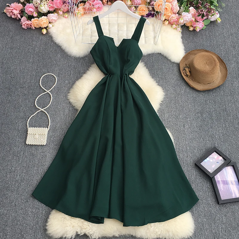 Summer V Neck Backless Bandage Party Dress Women Spaghetti Sexy Chest Pad Slim Strapless Dress Retro Dinner Long Dresses Green 
Summer V Neck Backless Bandage Party Dress Women Spaghetti Sexy Chest Pad Slim Strapless Dress Retro Dinner Long Dresses Green