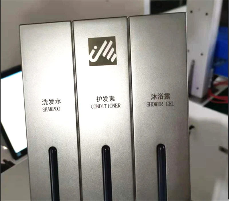 China lowest price nonmetal material logo printing drink bottle production date printing CO2 laser marking machine
China lowest price nonmetal material logo printing drink bottle production date printing CO2 laser marking machine