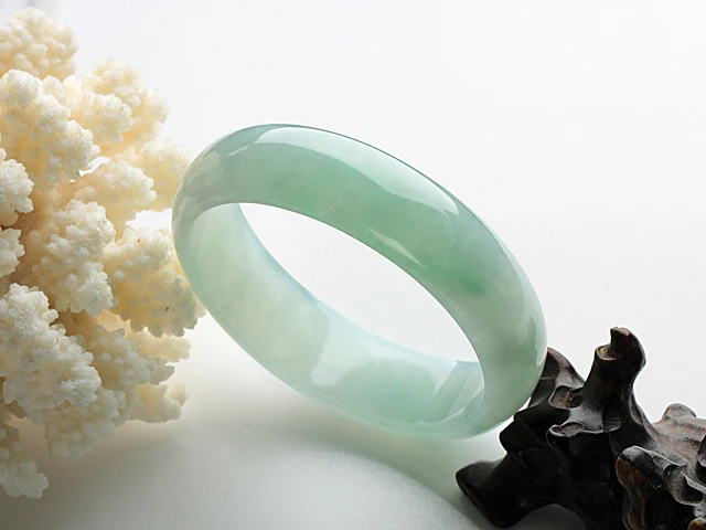 Natural Myanmar green jade bangle handcarved flower jadeite jade bangle real jade bracelets natural jade stone add certificate
Natural Myanmar green jade bangle handcarved flower jadeite jade bangle real jade bracelets natural jade stone add certificate
