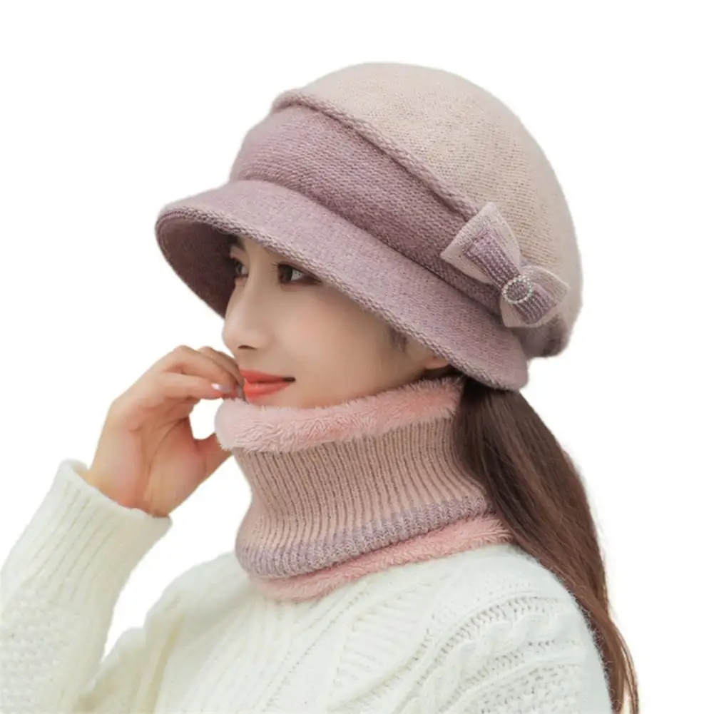 Шарф-шапка женский зимний с защитой от холода
Шарф-шапка женский зимний с защитой от холода