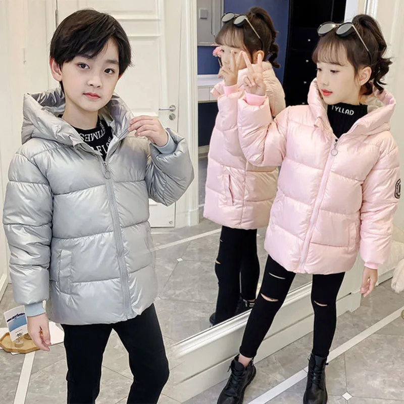 Spring Autumn Winter Jacket Fashion Handsome Clothing Children Shiny Solid Color Outerwear Kid Girl Boy Zipper Alphabet Tops New
Spring Autumn Winter Jacket Fashion Handsome Clothing Children Shiny Solid Color Outerwear Kid Girl Boy Zipper Alphabet Tops New