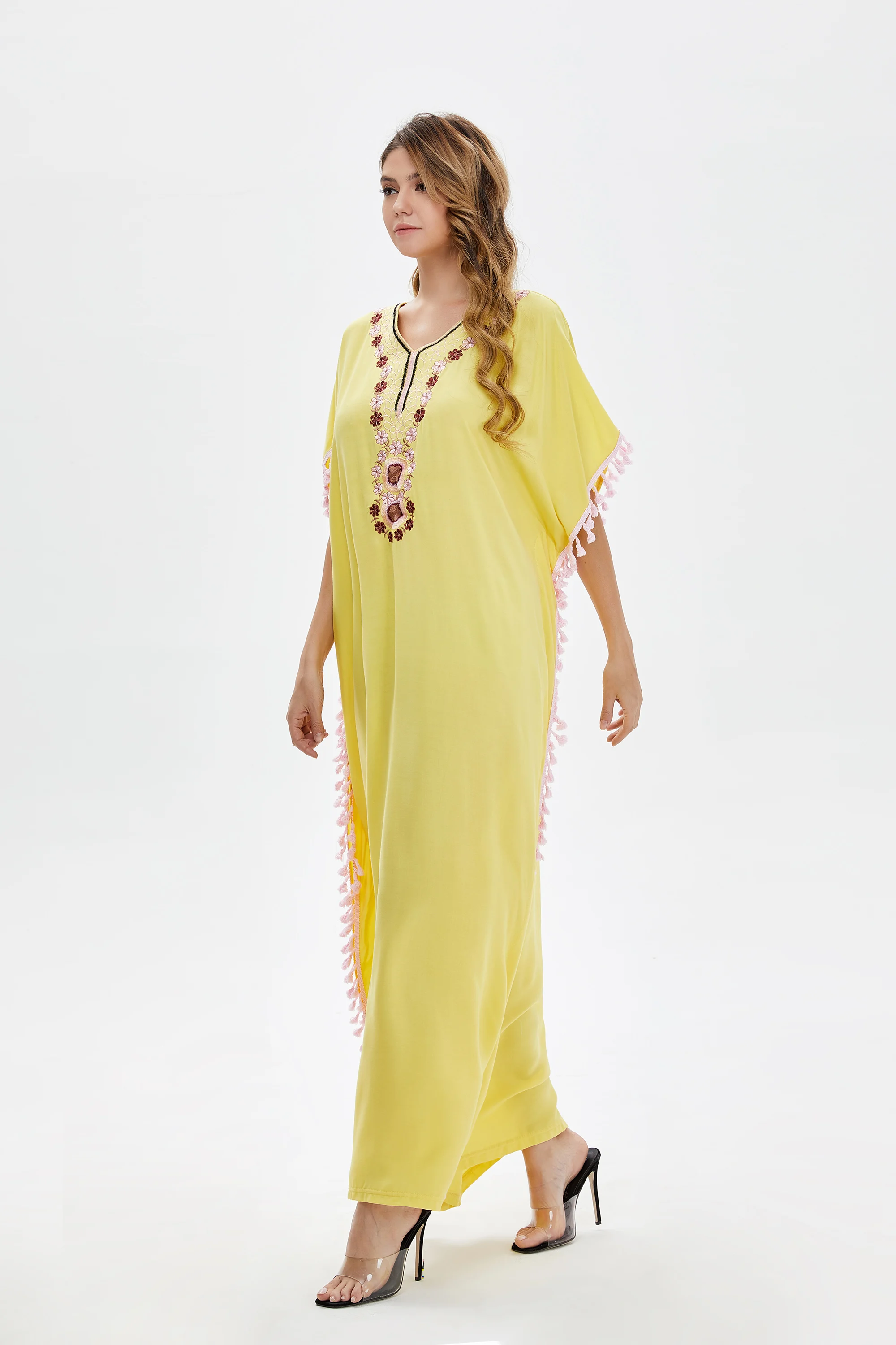 2021 spring high-end fashion luxury big dress, star style, fashion style, temperament style, exquisite workmanship, wearing is a
2021 spring high-end fashion luxury big dress, star style, fashion style, temperament style, exquisite workmanship, wearing is a