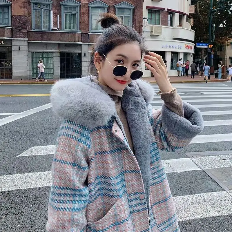 Модное модное осенне-зимнее одноцветное шерстяное пальто с капюшоном корейский стиль Ve
Модное модное осенне-зимнее одноцветное шерстяное пальто с капюшоном корейский стиль Ve